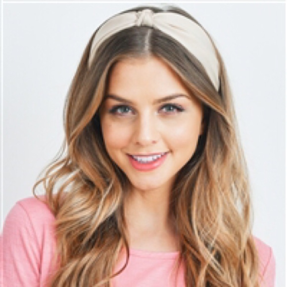 Brand new!! Beige knotted headband